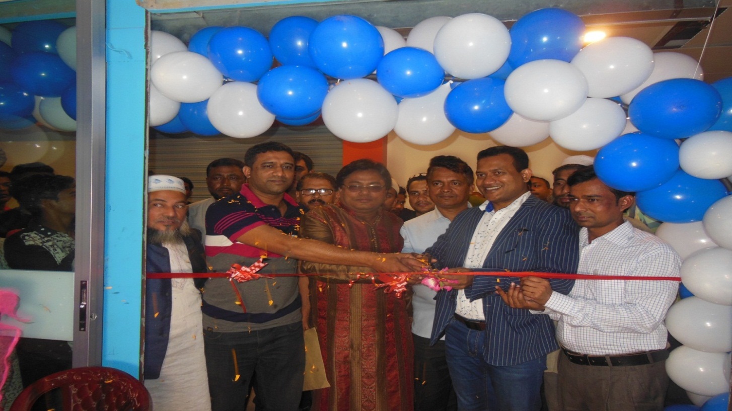 In the picture- Chairman of Begamganj-Sonaimuri Shikkha O Sastha Unnayan Foundation and Principal, Begumganj Technical & Computer Institute Md. Giash Uddin Mithu inaugurates Poly Cable's Noakhali Sales Center. Company area manager including others were present on the occasion.